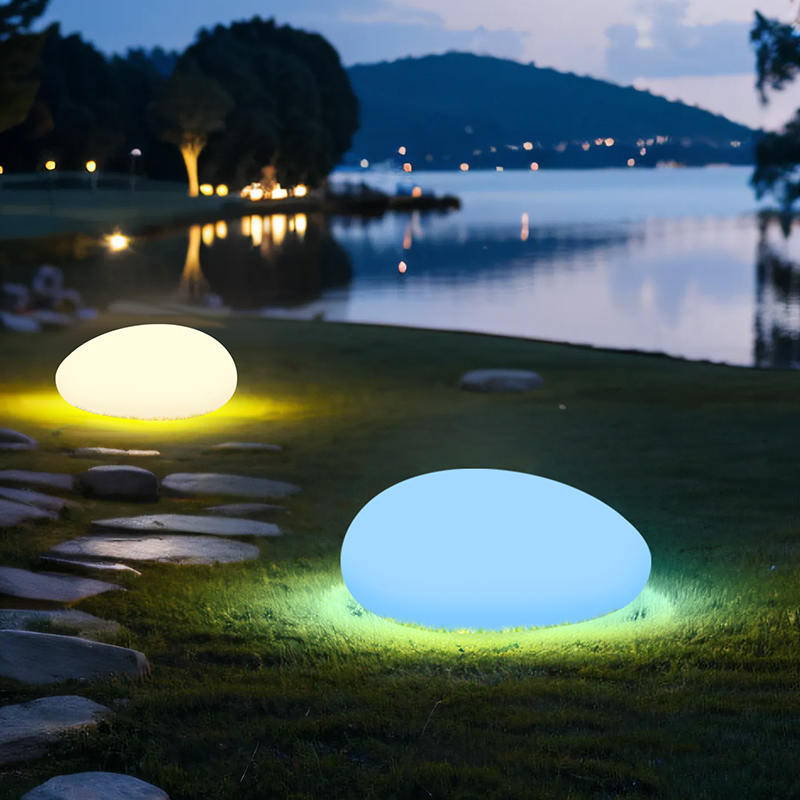 What are the Best Materials for Outdoor lamps to Withstand Weather Conditions | Light Venus